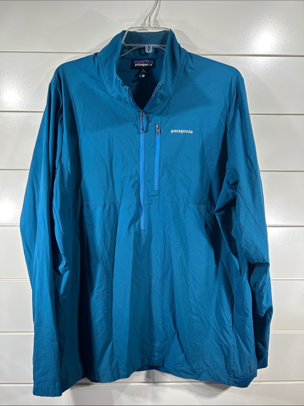 Patagonia airshed pullover